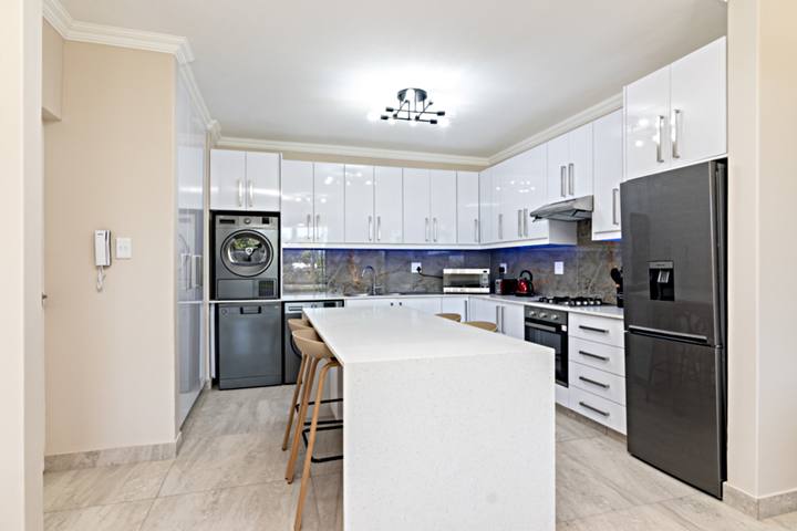 Shanthi Apartment 5 Kitchen